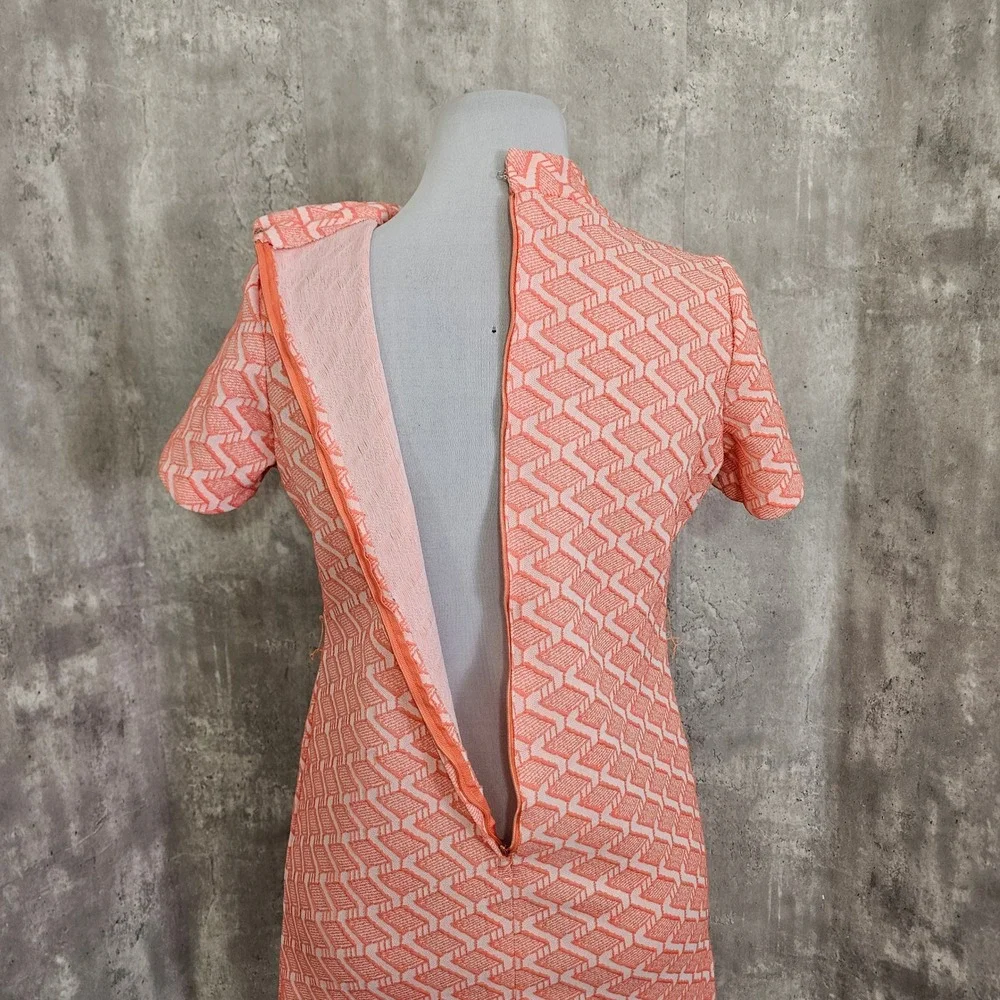 Vintage 60s Mod Peach Geometric Double Knit Shift Dress Mushroom Pin Mod GoGo - Picture 10 of 12